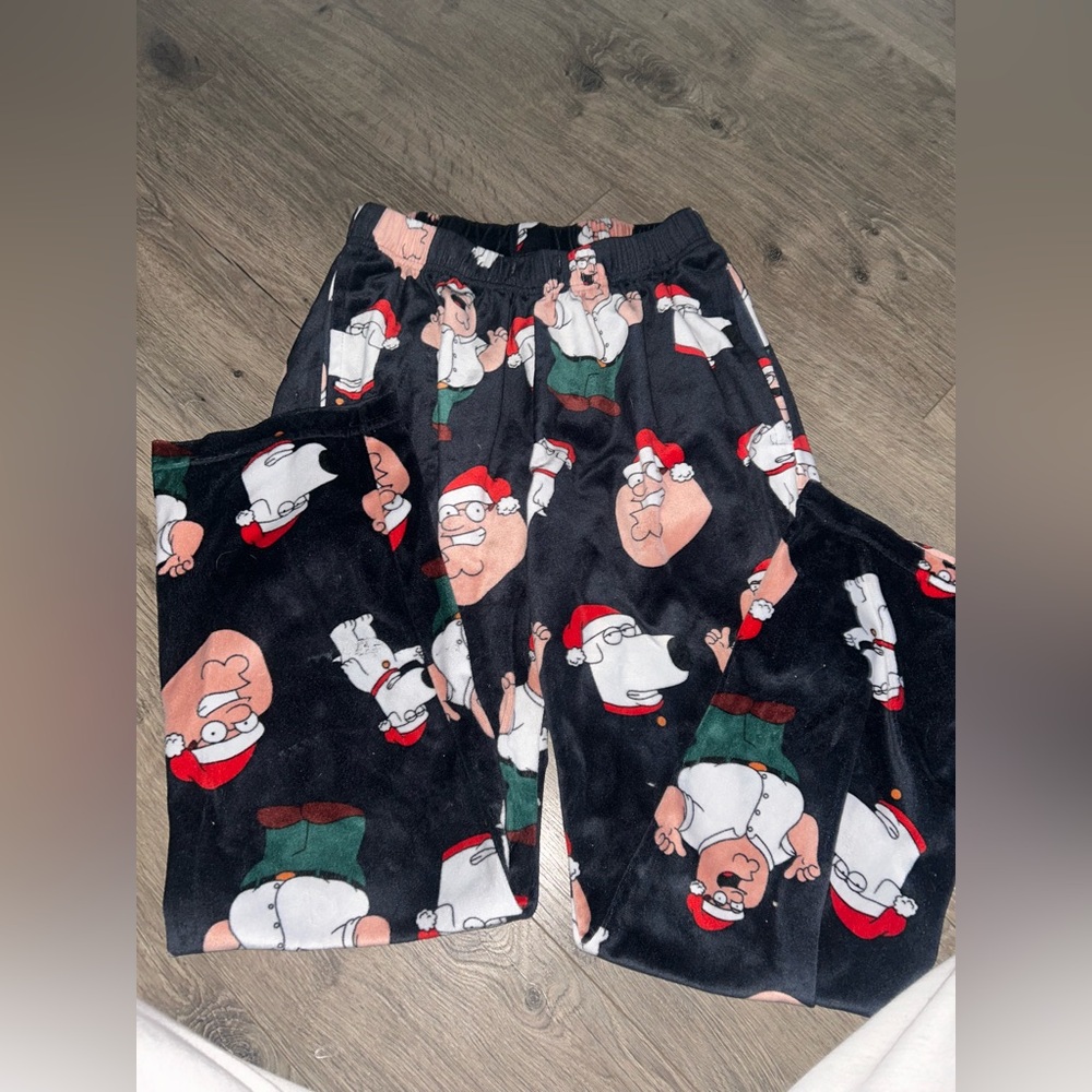 Aeropostale Family Guy Graphic Pajama Pants